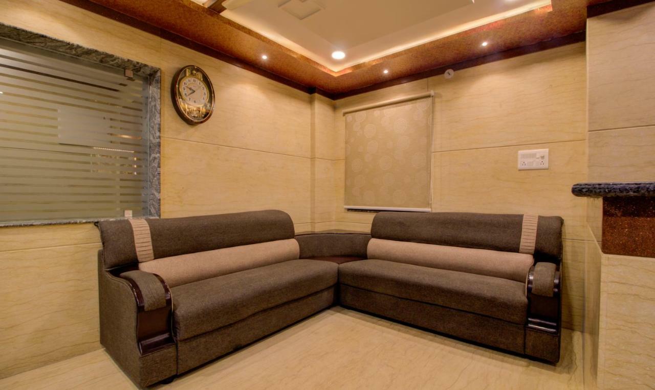 Hotel Treebo Sls Grand Tirupati Exteriér fotografie